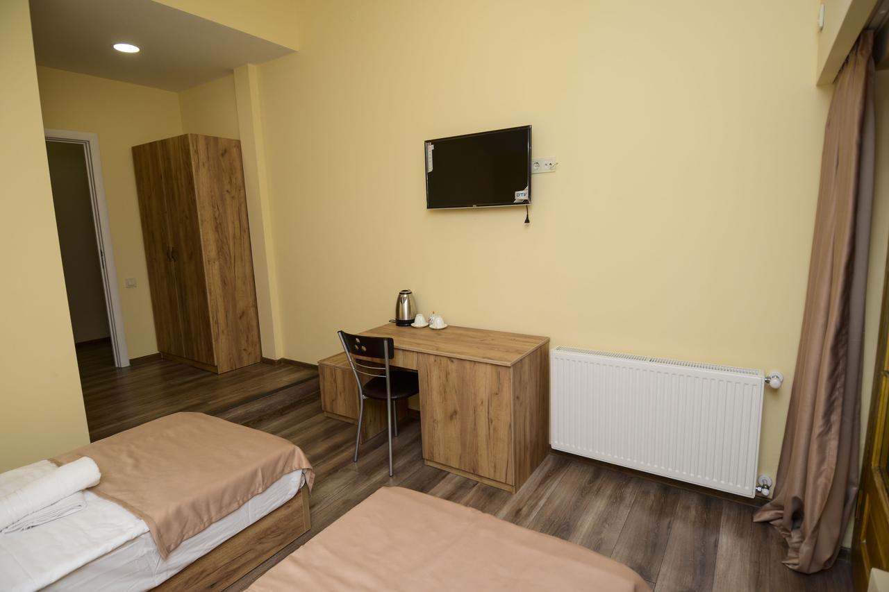 Hotel Old Street Тбилиси Экстерьер фото